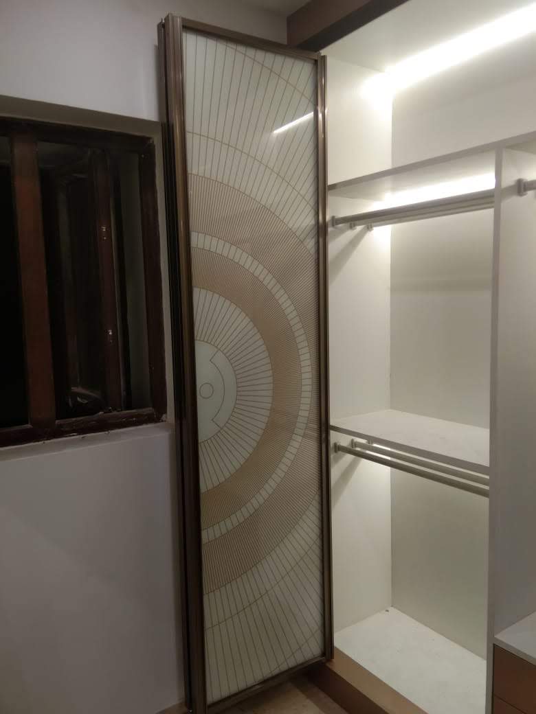 cheapest-low-price-lacquer-glass-wardrobe-designs-in-gurgaon-gurugram-best-lacquer-glass-dealers-manufacturers-in-gurgaon-india